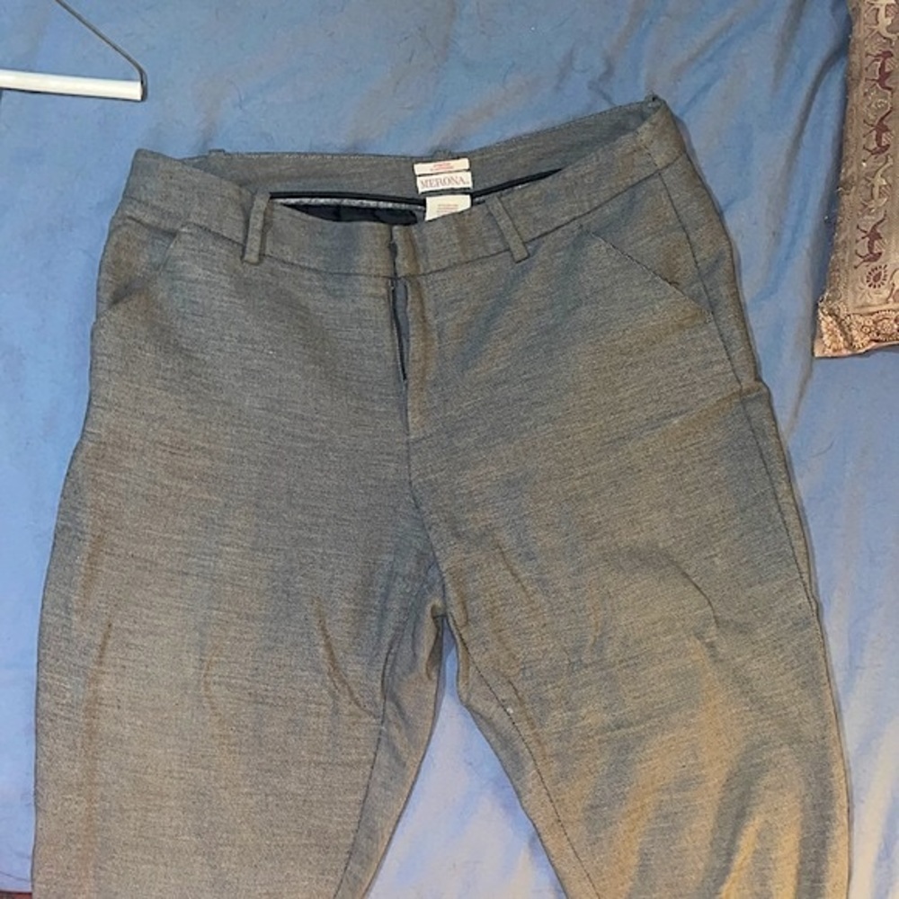 Merona size 12 workplace Cropped Trousers